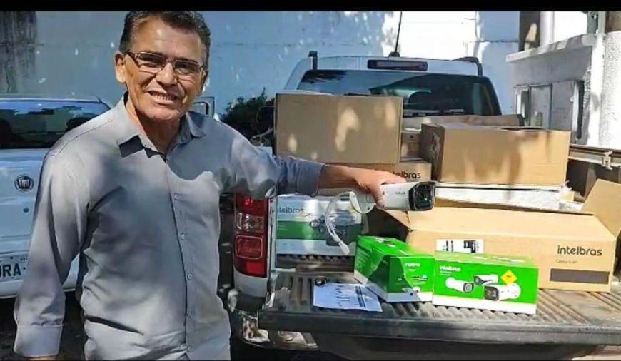 Alto Boa Vista adquire câmeras de segurança para melhorar segurança do município