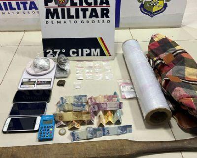 COMBATE AO TRÁFICO: Mulher é presa com drogas em 