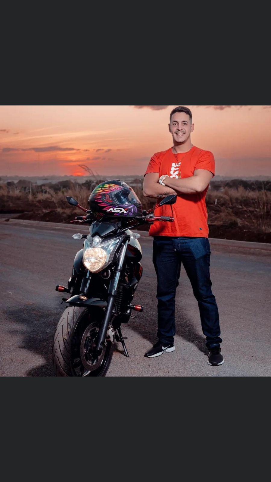 MORADOR DE CANARANA MORRE NA CIDADE DE  QUERÊNCIA EM ACIDENTE DE MOTO.