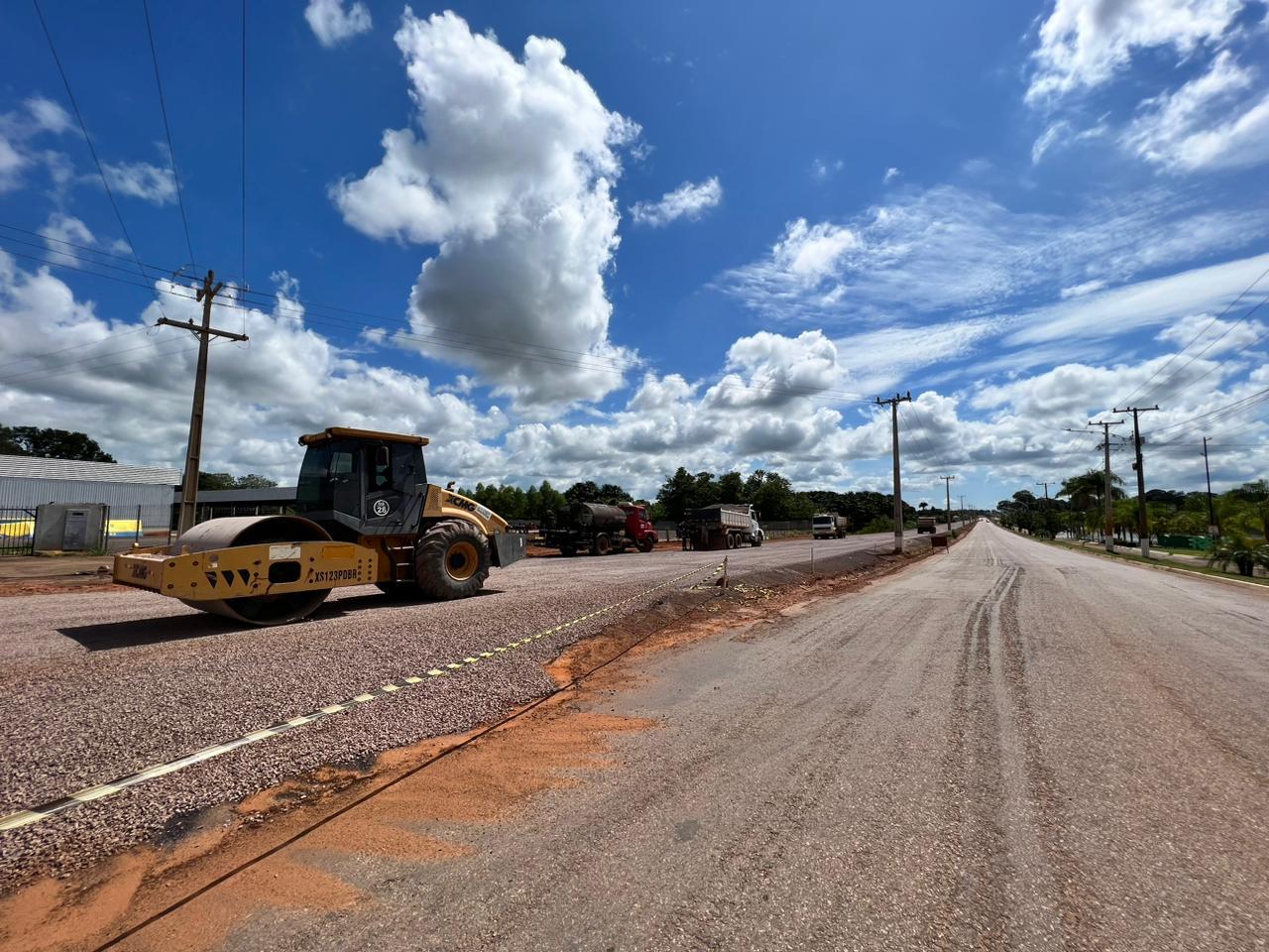 DUPLICAÇÃO E PAVIMENTAÇÃO DA AVENIDA SUL NA ENTRADA DA CIDADE DE QUERÊNCIA.