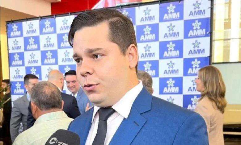 Thiago Timo assume como 2º secretário-Geral da Associação Mato-grossense dos Municípios
