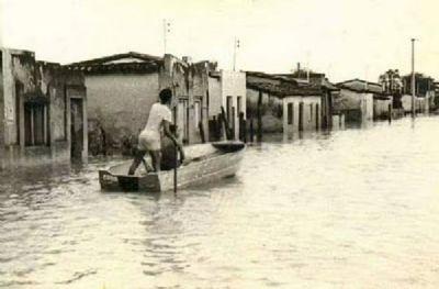 MEIO SÉCULO: Maior enchente do Rio Cuiabá que 'apagou' três bairros e deixou 24 mil desabrigados completa 50 anos