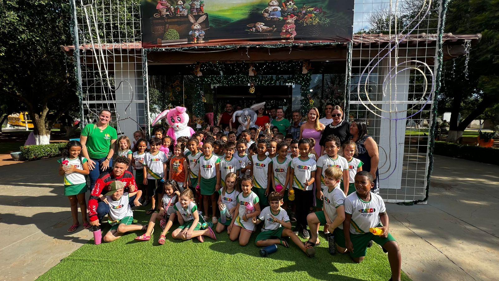 Praça Rotary Clube se tranforma em Cenorândia