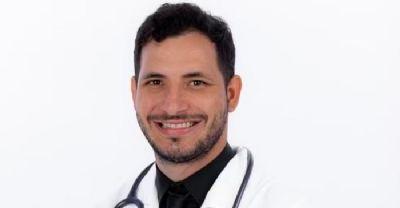 DECISÃO: Médico que ajudou a mãe a matar 2 idosos em MT tem registro profissional suspenso