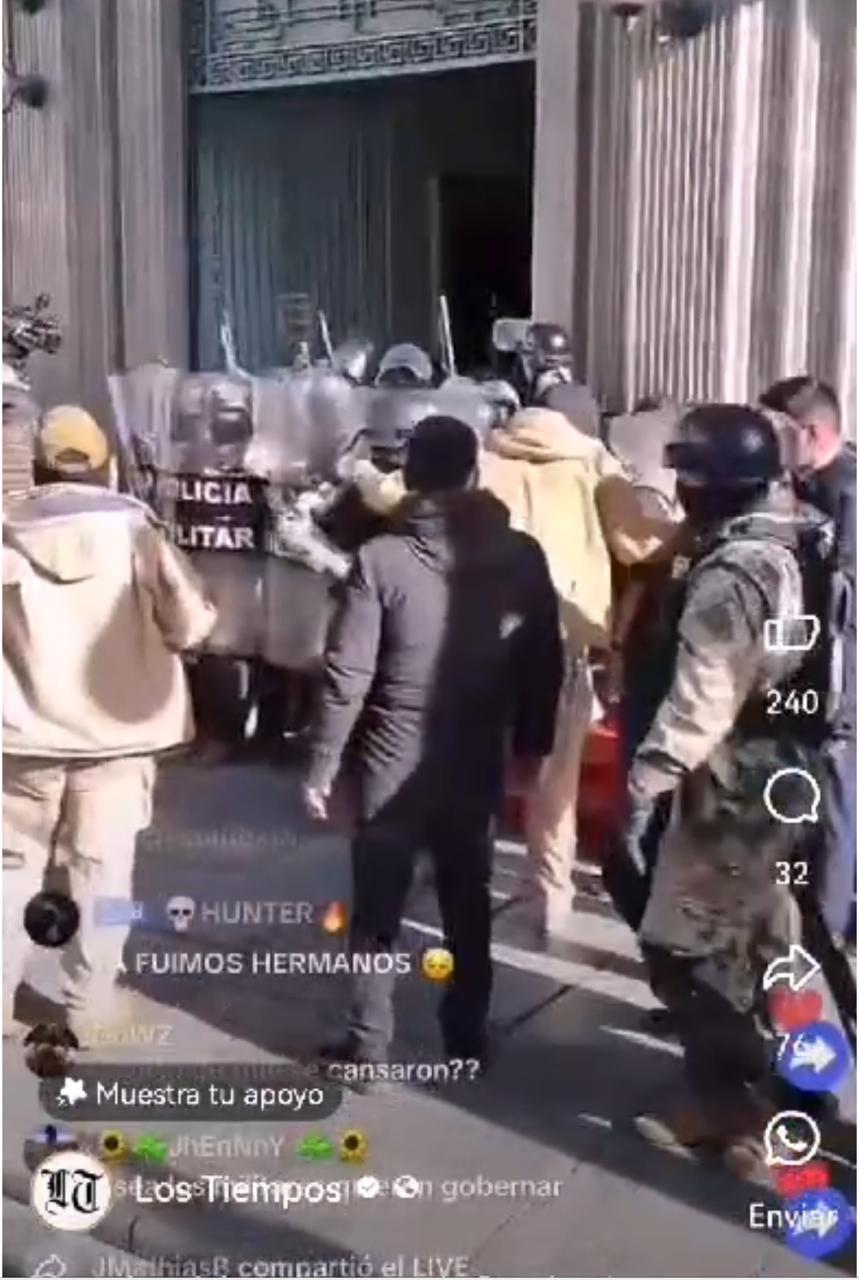 Comandante do Exército anuncia golpe de Estado na Bolívia