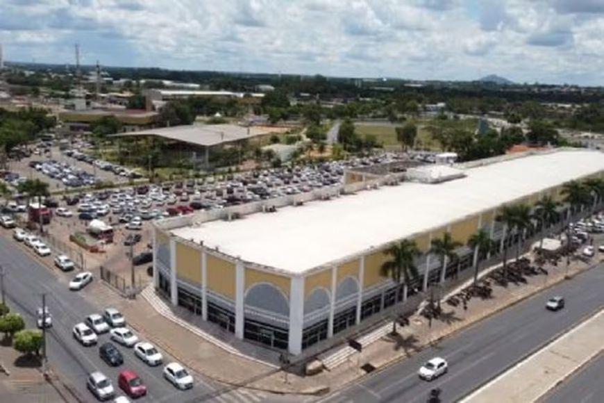Shopping destruído por incêndio em MT era o maior centro popular de compras do Centro-Oeste