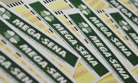 Duas apostas acertam seis números da Mega-Sena e ganham quase R$ 15 mi
