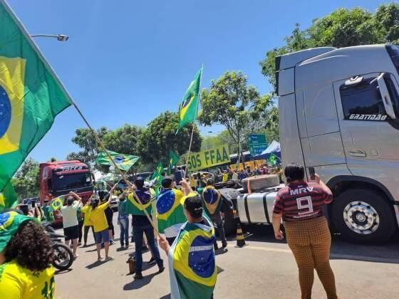 Movimento prepara protesto em Cuiabá para pedir impeachment de Lula
