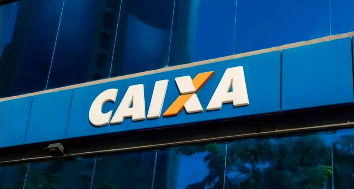 o Prefeito Municipal Gilmar Wentz e o Vice-Prefeito Kalil Jacob, acompanhados da Equipe de Governo e de Vereadores do município, assinaram o documento