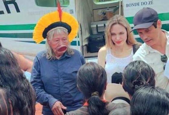 Deputada aciona ministério sobre visita de Angelina Jolie à aldeia indígena em MT