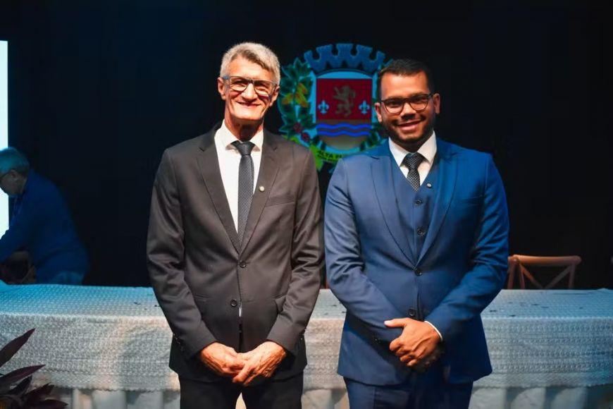 Prefeito e vice de município de MT têm mandatos cassados por fraude eleitoral