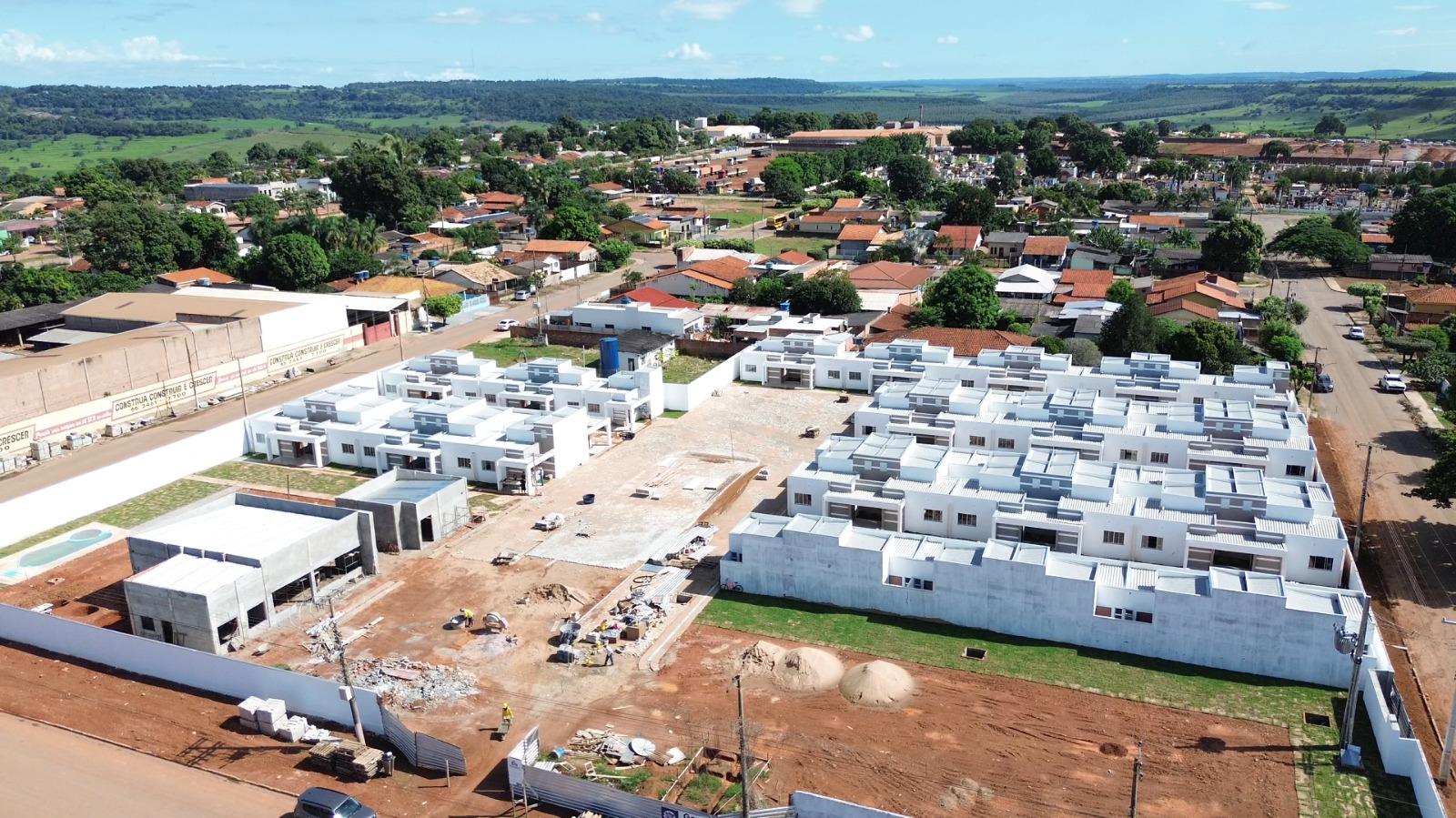 Governo e Prefeitura de Jaciara inovam e constroem condomínio inédito para idosos