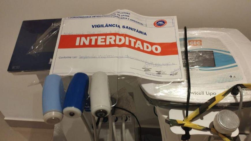 Clínica que ignorou interdição é fechada em Cuiabá; falta de higiene e medicamentos vencidos
