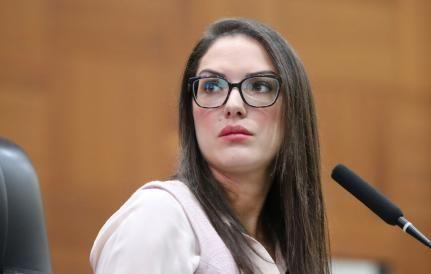 Janaina Riva admite tratativas para disputar o governo em 26
