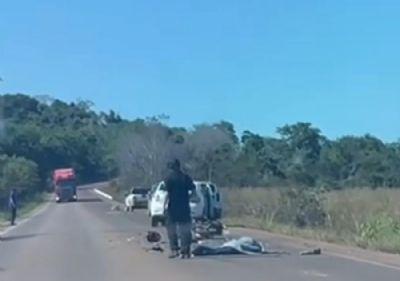 ​Motoqueiro morre após invadir pista contrária e colidir de frente com carro na MT-430 em Confresa (MT)