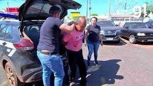 Filho mata mãe enquanto fugia da polícia por morte de homem em situação de rua em MT