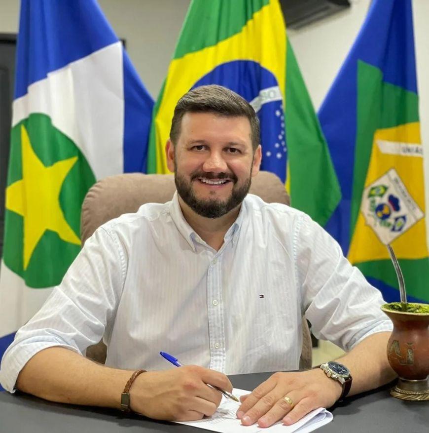 Justiça Eleitoral cassa chapa de prefeito de MT por compra de votos com indígenas e determina novas eleições