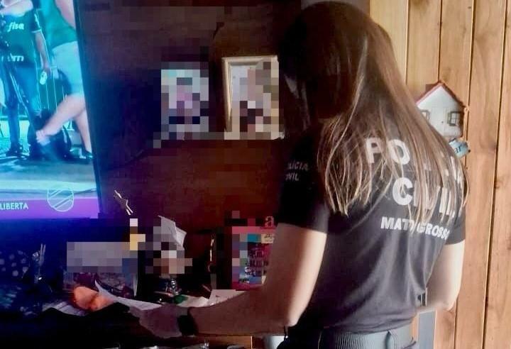 Polícia realiza buscas na casa de professor acusado de assediar alunas em MT