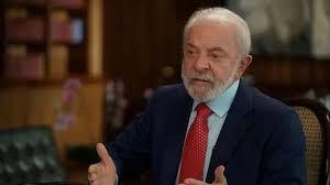 Vereador denuncia Lula por dizer que negro gosta de bater tambor