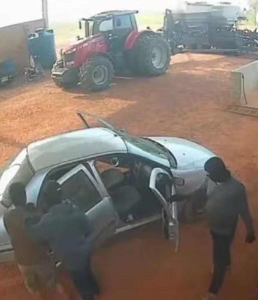 Fazendeiro mata assaltante a tiros e liberta funcionário e esposa rendidos em fazenda em Ribeirão Cascalheira (MT)
