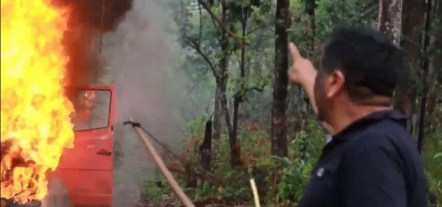 Justiça Federal determina expulsão de madeireiros de terra indígena em Confresa (MT) após queima de maquinários