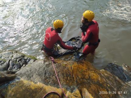 Trabalhador entra em rio de Bom Jesus do Araguaia, se afoga e some na água; bombeiros fazem buscas