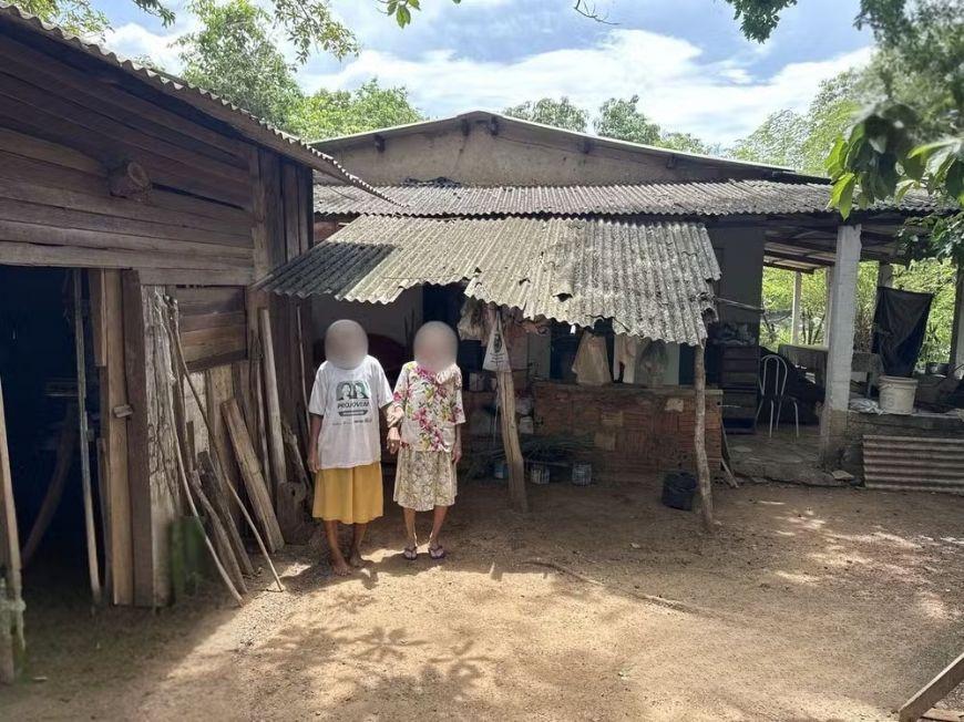 Casal é preso suspeito de se apresentar como 'servidores do SUS' e aplicar golpe de R$ 7 mil em idosa em MT