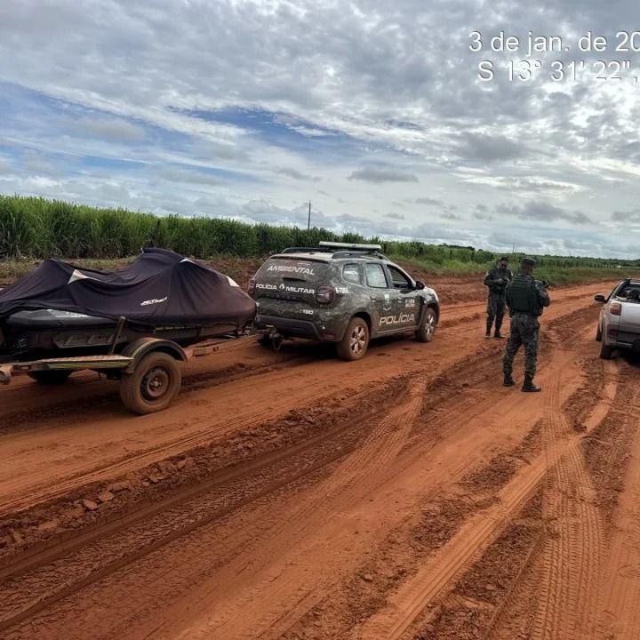 Fiscalização ambiental na MT-427 em Canarana termina com prisão por porte ilegal de arma e apreensão de munições