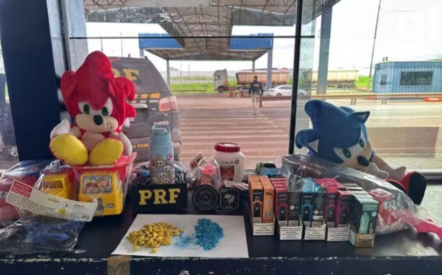 Adolescente é apreendido com 600 comprimidos de ecstasy dentro de pelúcias em MT