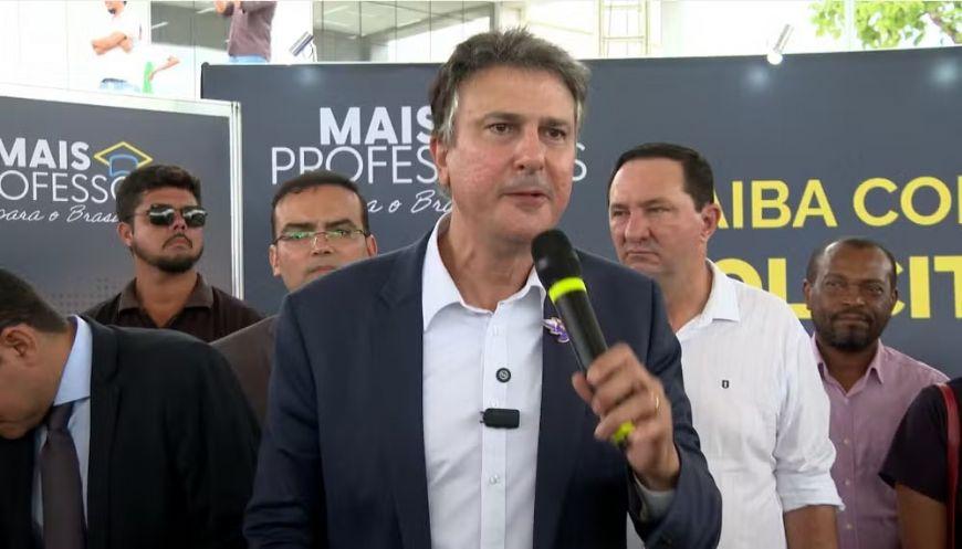 'Universidades com nota baixa no Enamed não terão FIES', diz ministro da Educação em MT