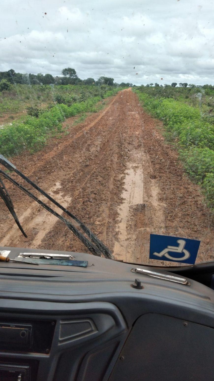 DENÚNCIA: estrada Intransitável deixa crianças sem aula há mais de 15 dias em Ribeirão Cascalheira (MT)