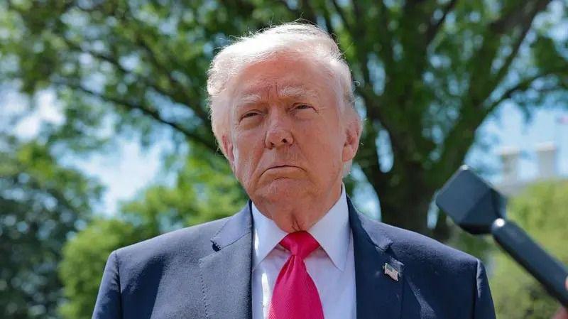 Ataques a navios elevam tensão no estreito de Ormuz um dia após EUA estenderem cessar-fogo com Irã