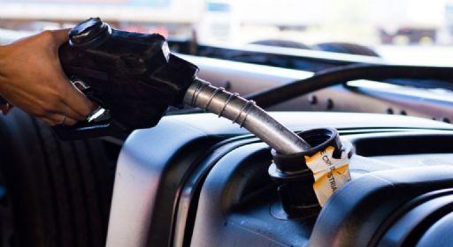 Preço do diesel no Brasil cai pela primeira vez desde o início do conflito no Oriente Médio, mostra ANP