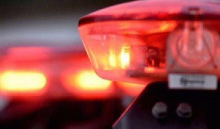 Motorista fica ferido após carreta carregada com milho tombar em Querência