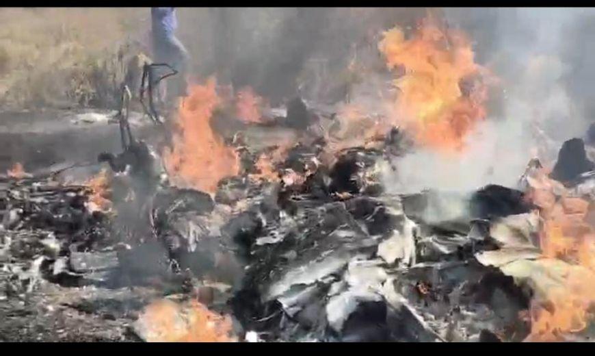 Avião cai em pastagem e deixa três vítimas carbonizadas em Água Boa (MT)